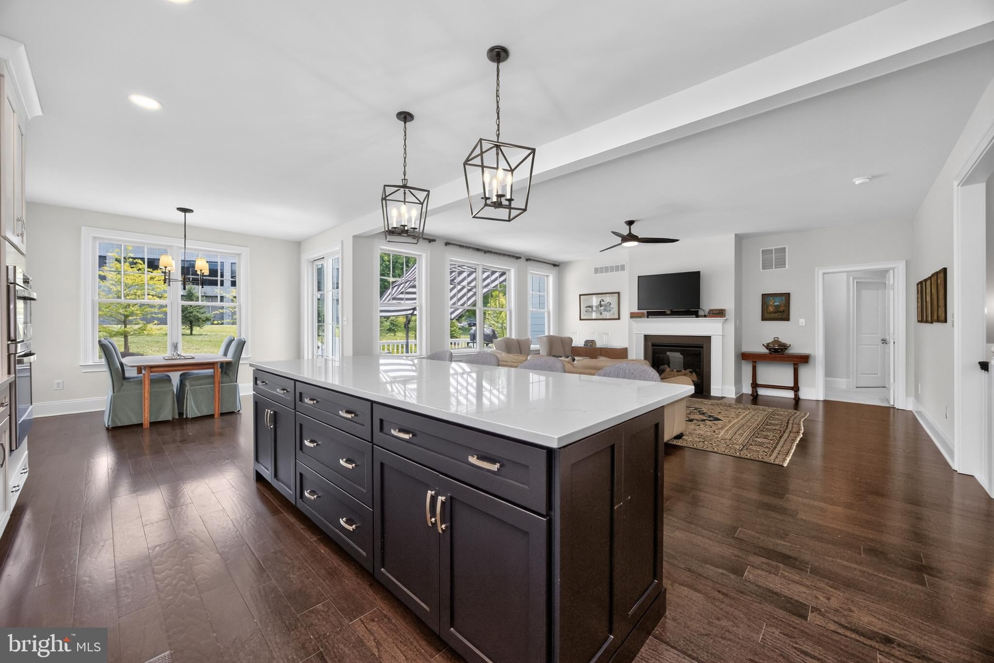 306 MERION COURT