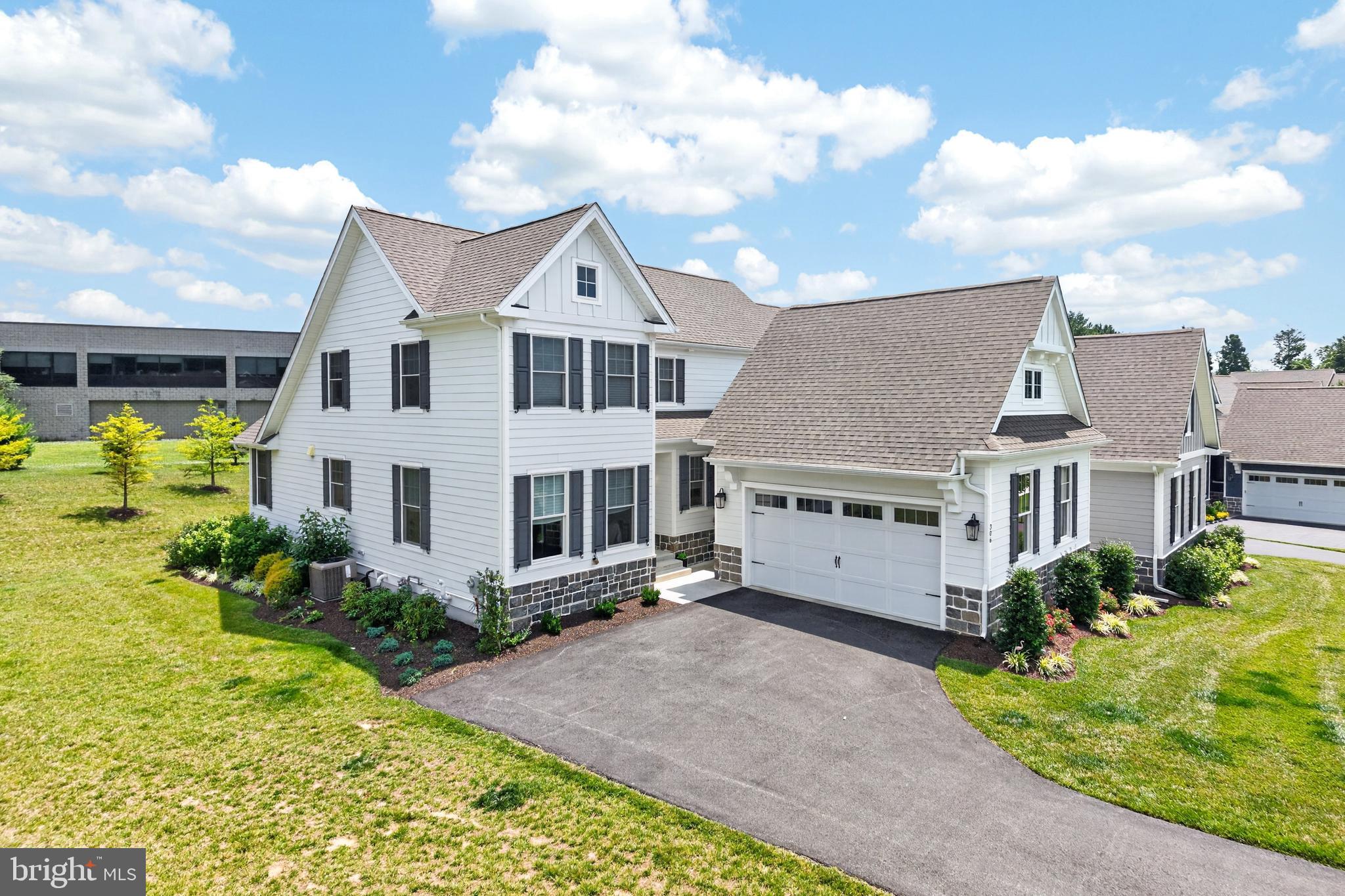306 MERION COURT