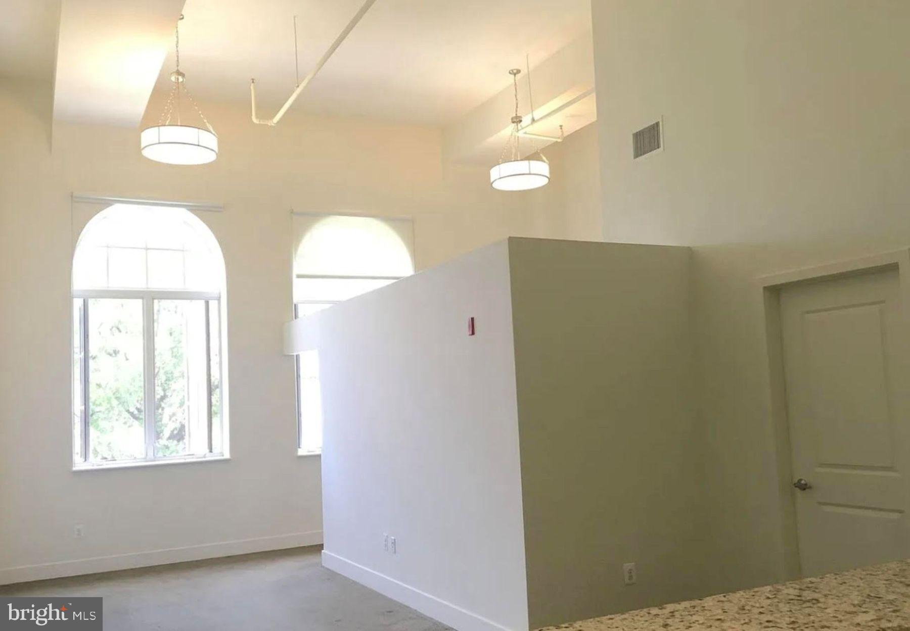 MOUNT VERNON PLACE HISTORIC DISTRICT - Residential Lease