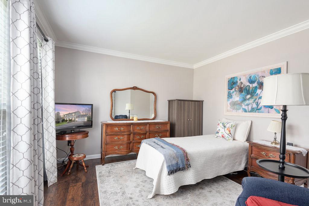 STAFFORD LAKES VILLAGE - Residential