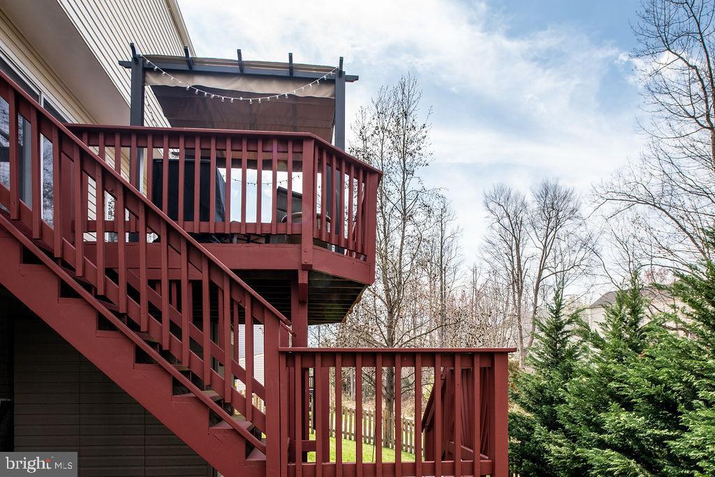 STAFFORD LAKES VILLAGE - Residential