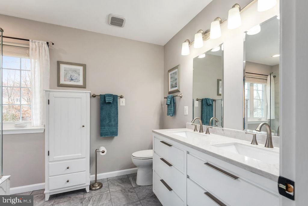 STAFFORD LAKES VILLAGE - Residential