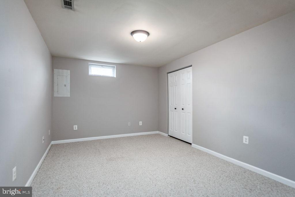 STAFFORD LAKES VILLAGE - Residential