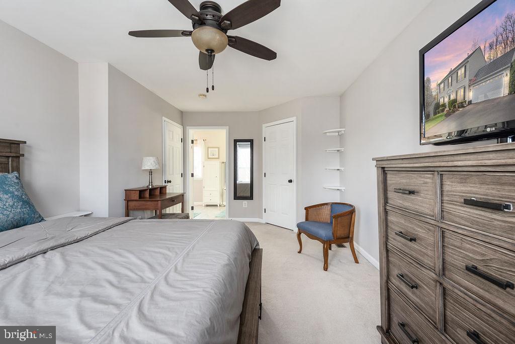 STAFFORD LAKES VILLAGE - Residential