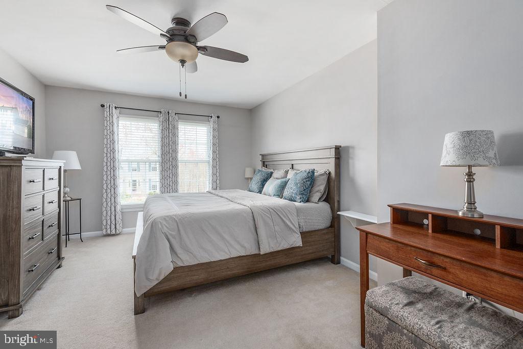 STAFFORD LAKES VILLAGE - Residential