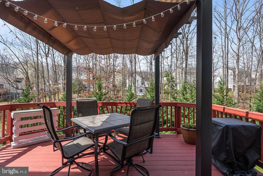 STAFFORD LAKES VILLAGE - Residential