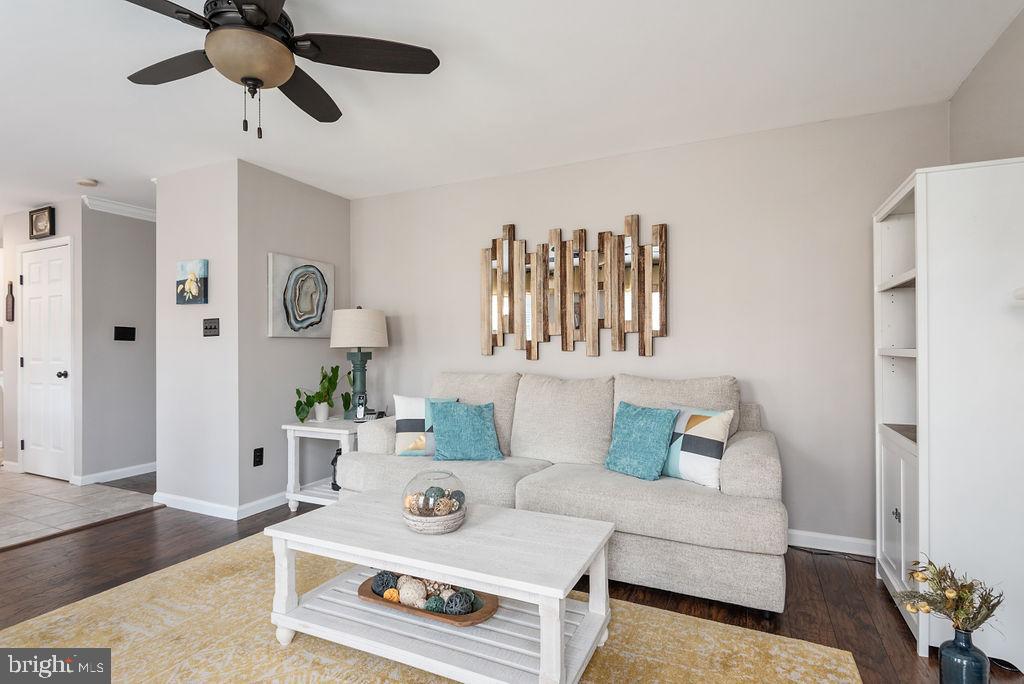 STAFFORD LAKES VILLAGE - Residential