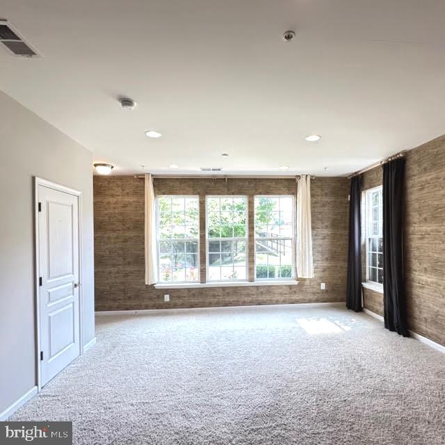 CHESTERFIELD A CONDOMINIUM - Residential Lease