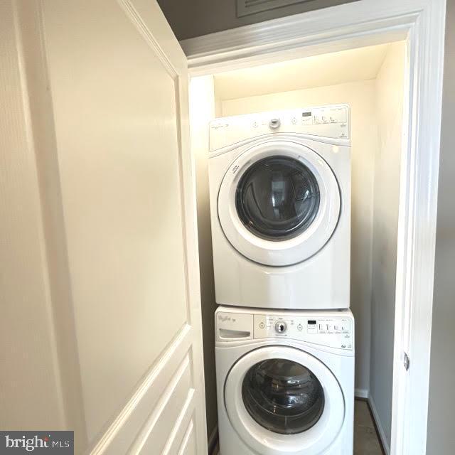 CHESTERFIELD A CONDOMINIUM - Residential Lease