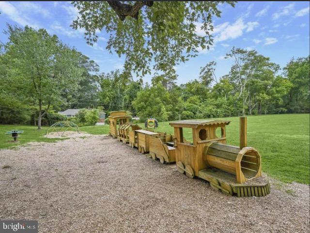 PINES ON THE SEVERN - Residential