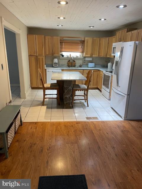 PINES ON THE SEVERN - Residential