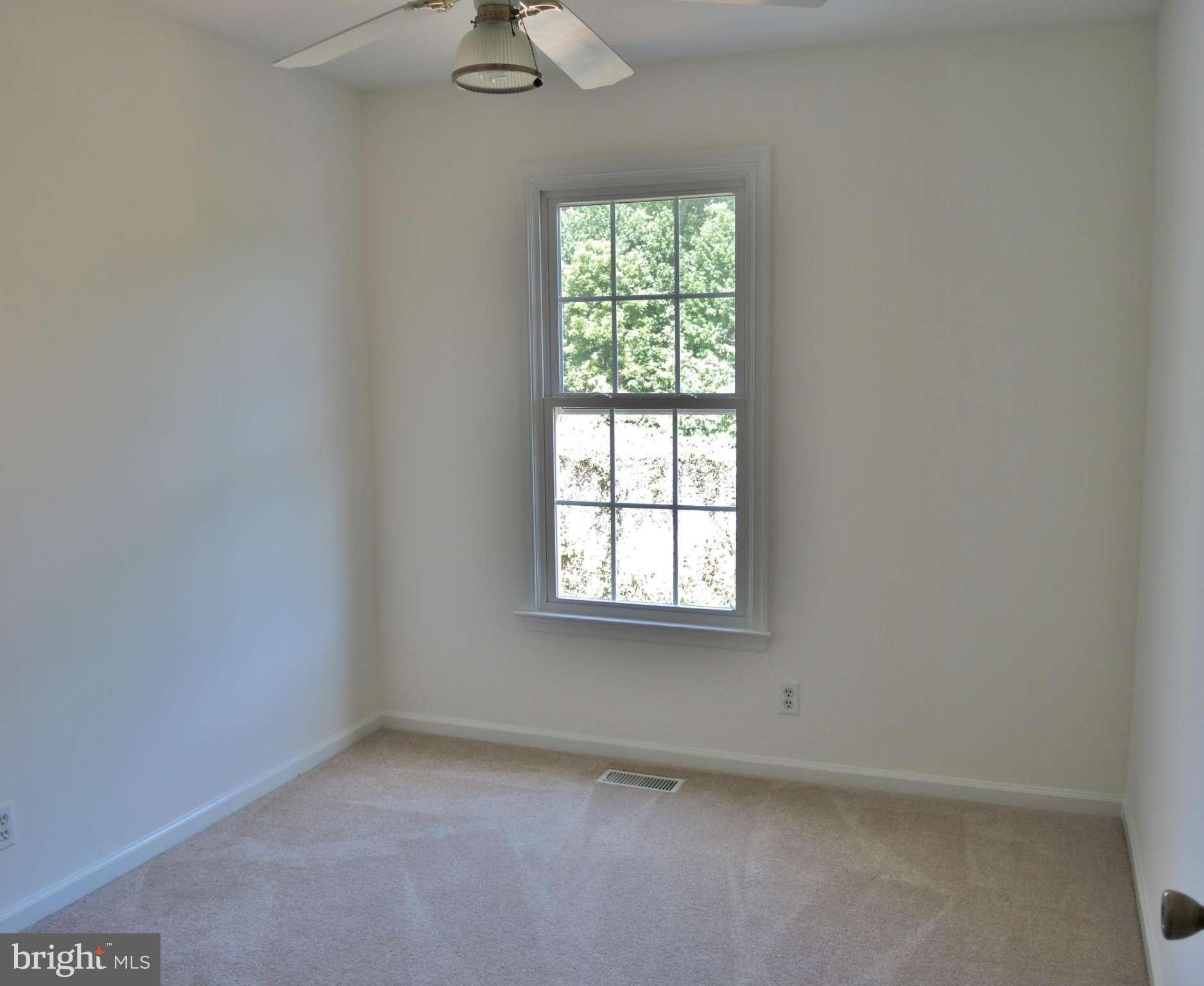 OAK SPRINGS - Residential