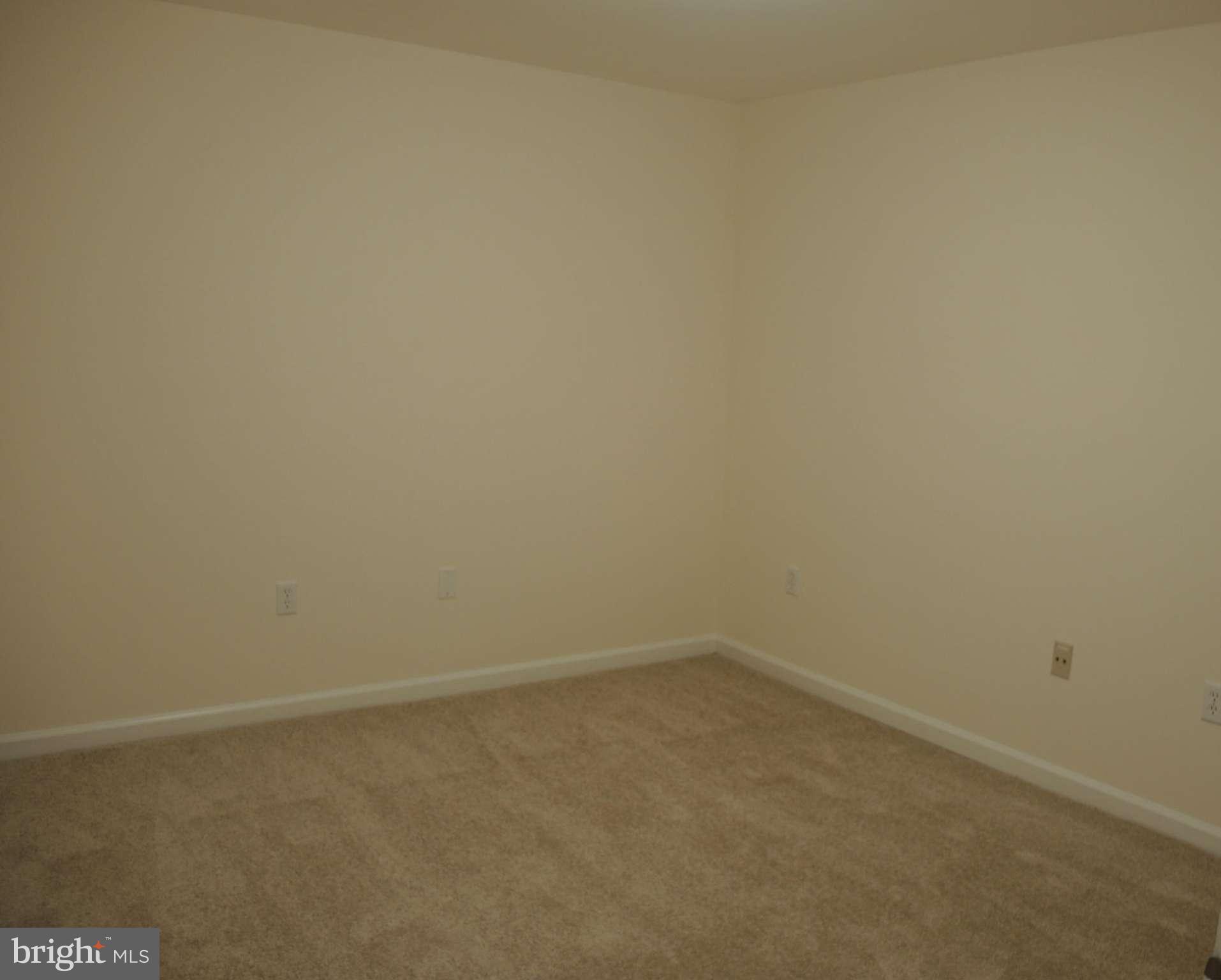 OAK SPRINGS - Residential