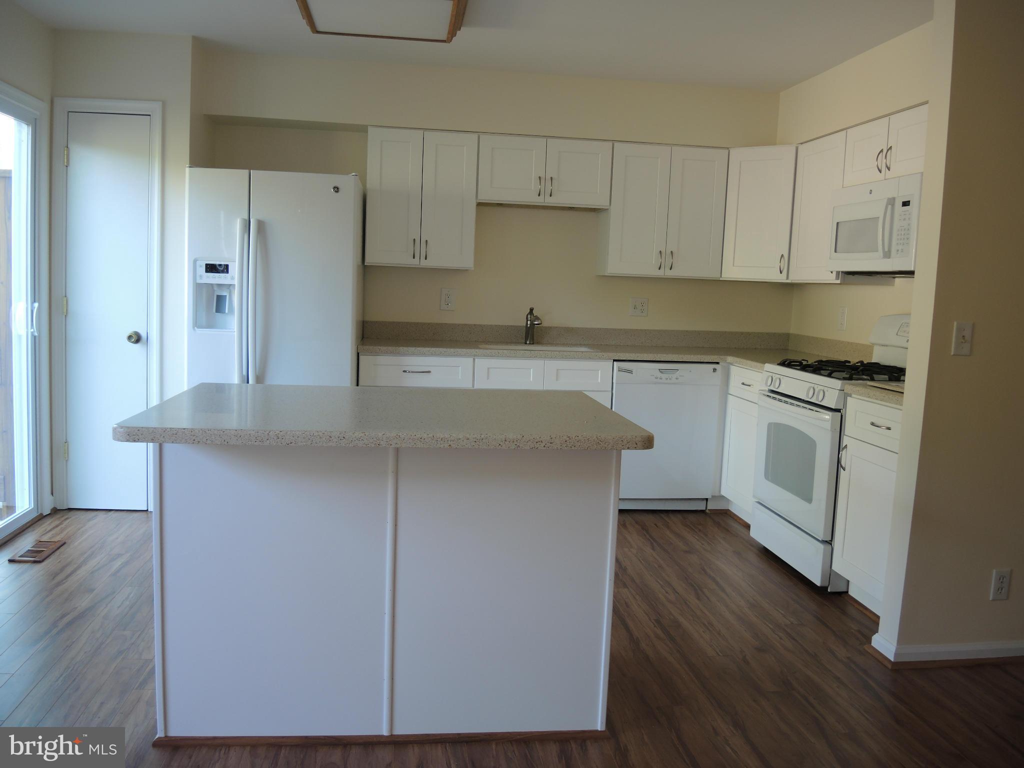 OAK SPRINGS - Residential