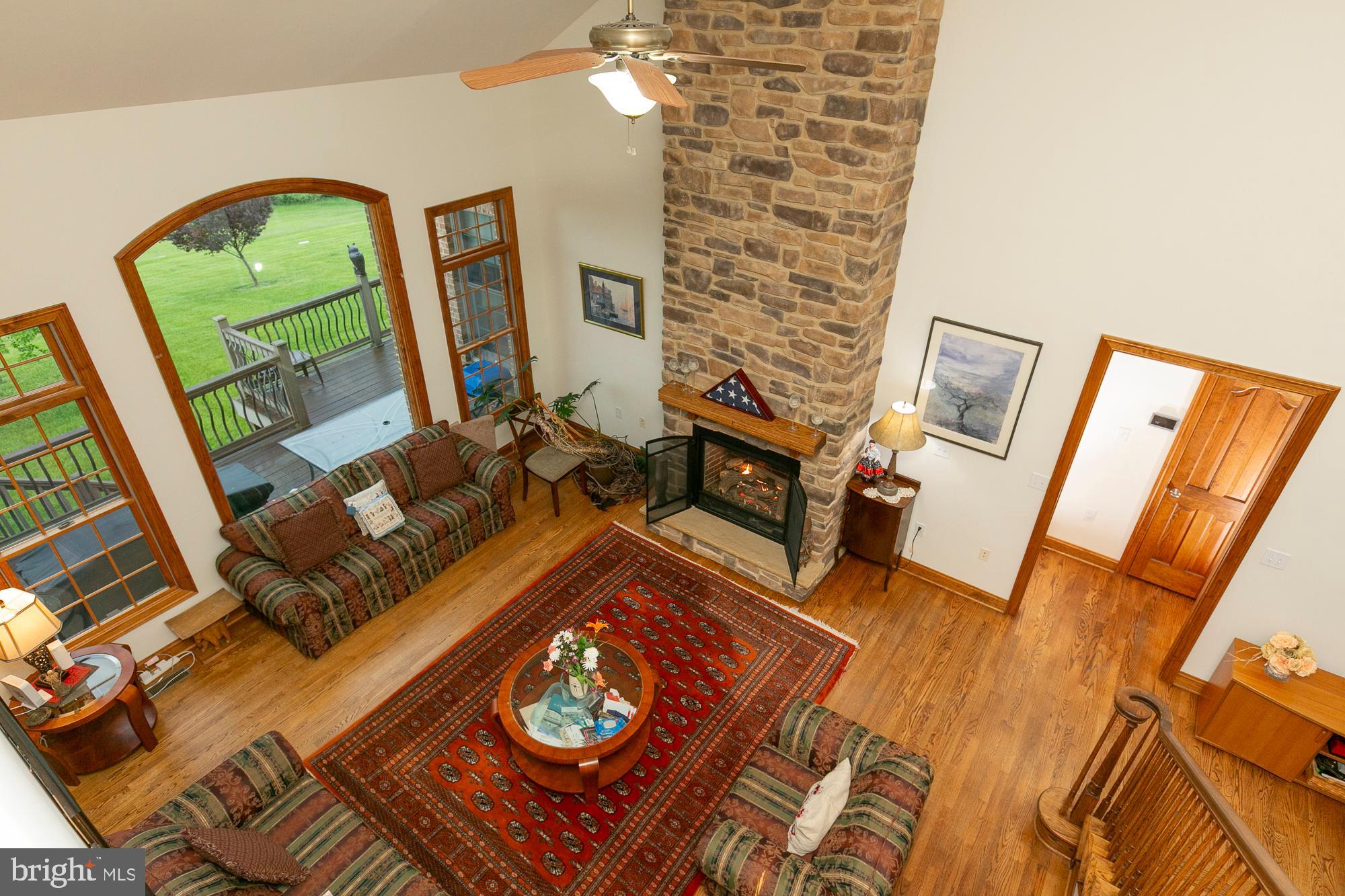 FALCON RIDGE - Residential
