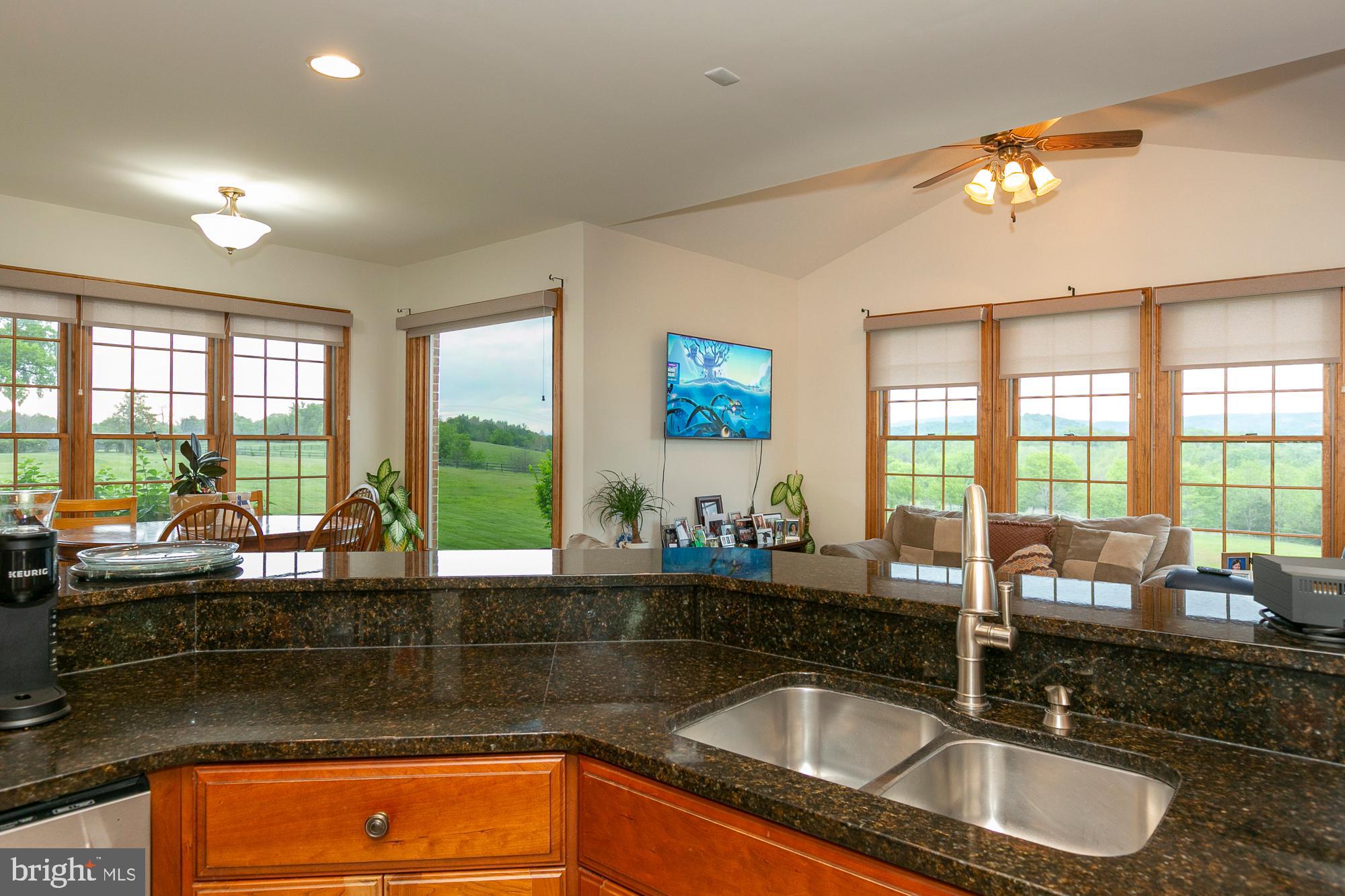 FALCON RIDGE - Residential