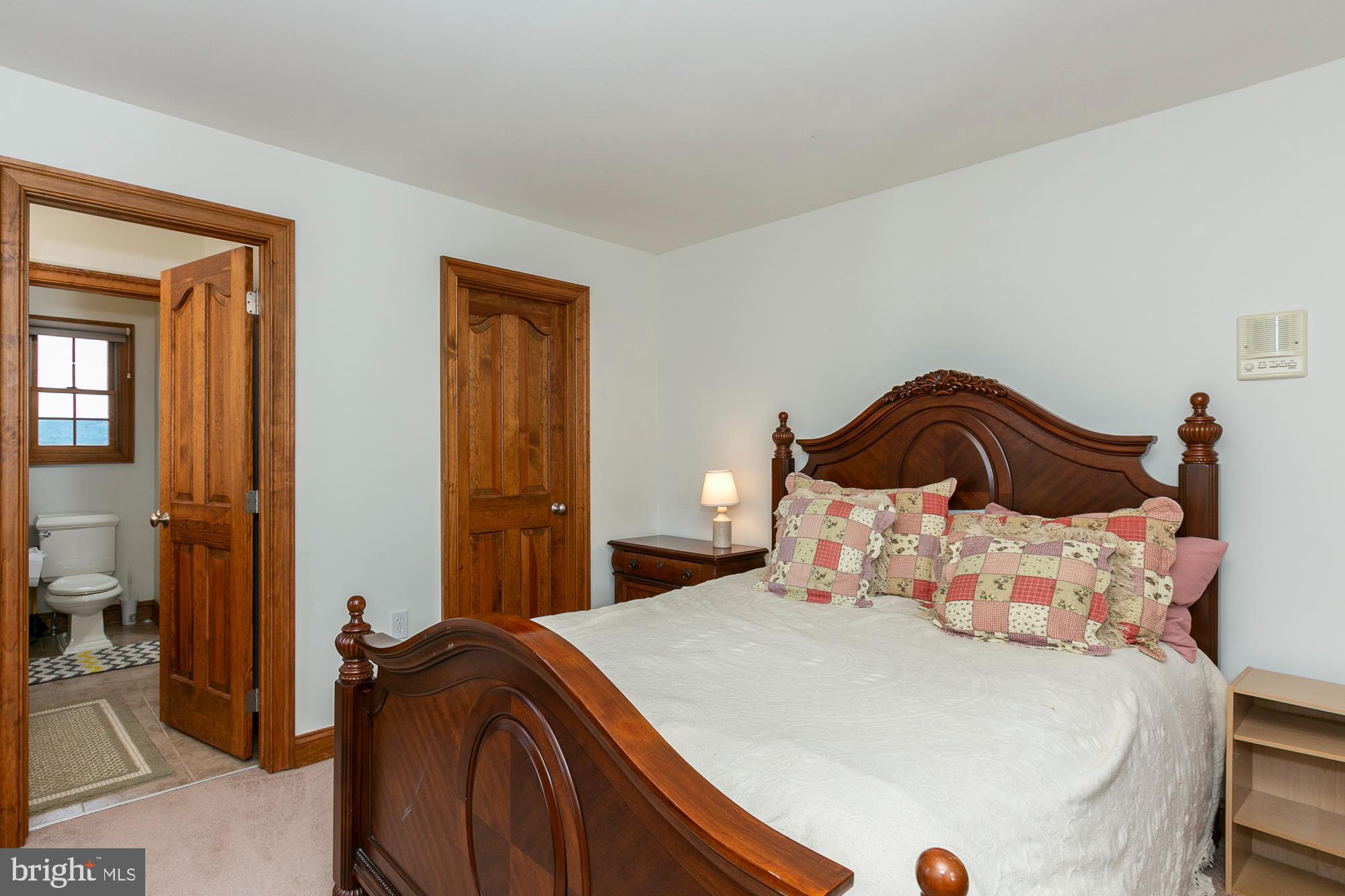 FALCON RIDGE - Residential