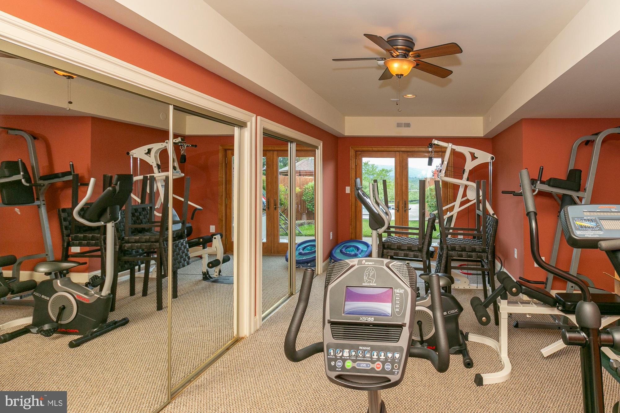 FALCON RIDGE - Residential