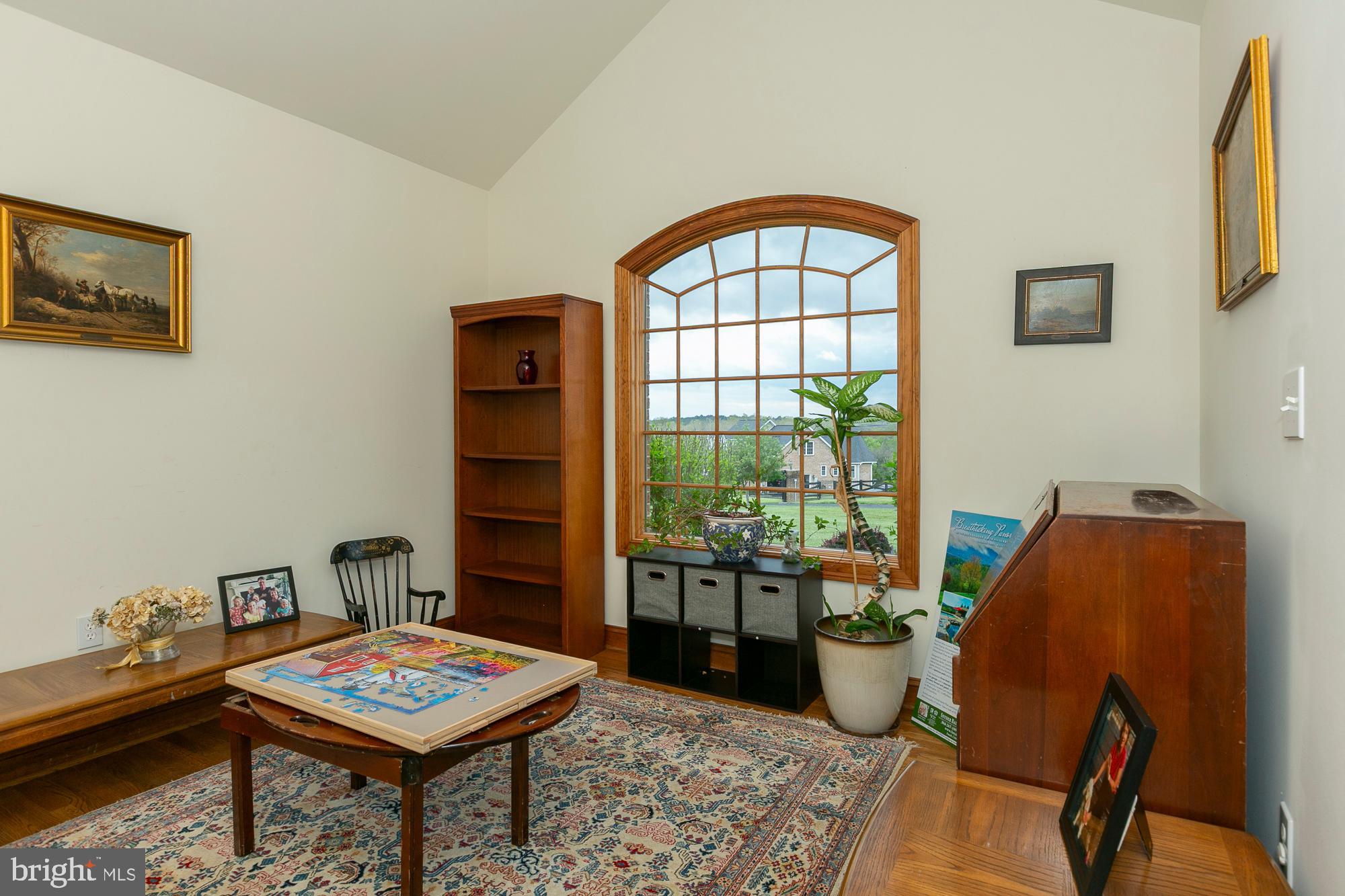FALCON RIDGE - Residential