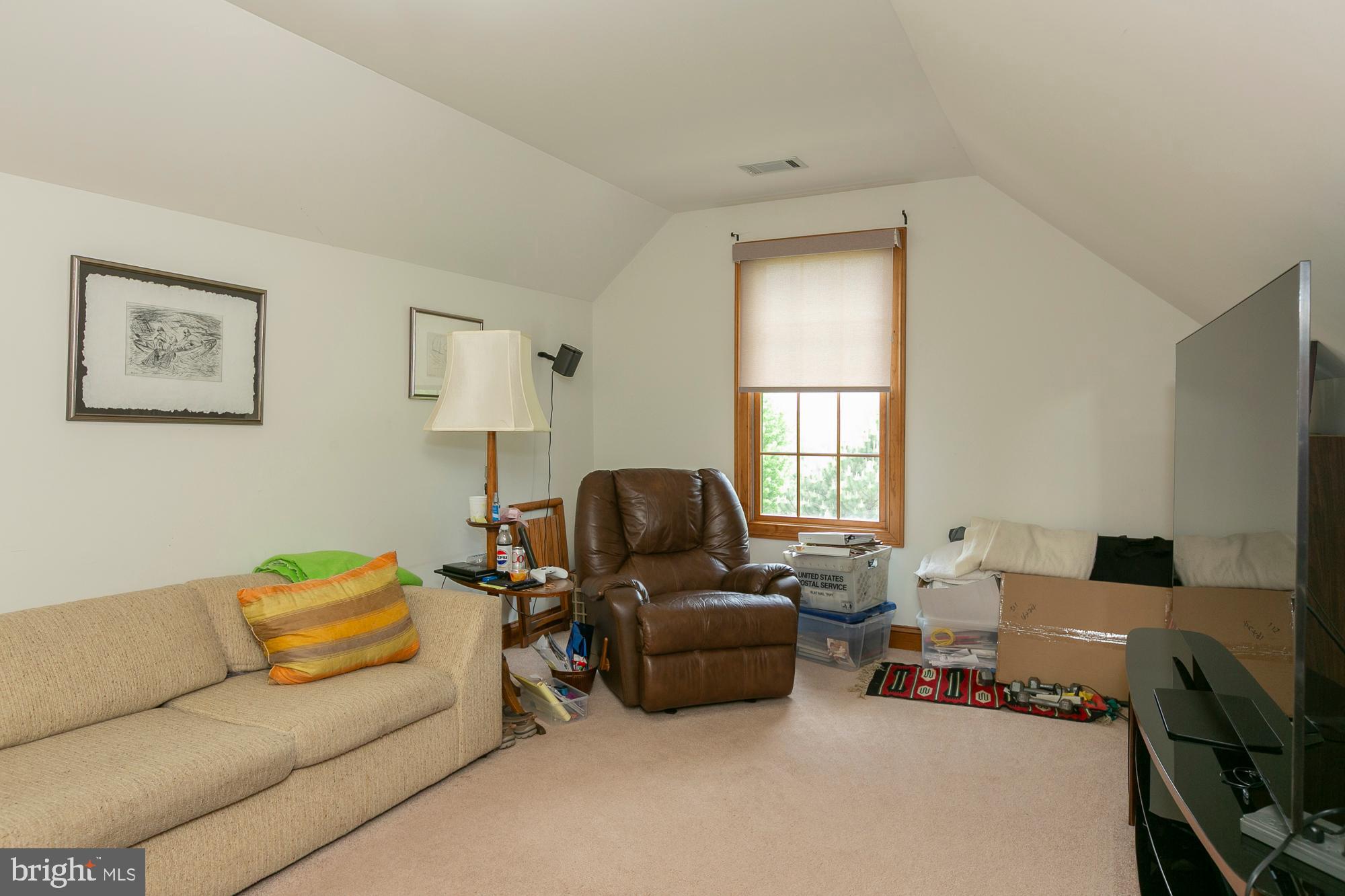 FALCON RIDGE - Residential