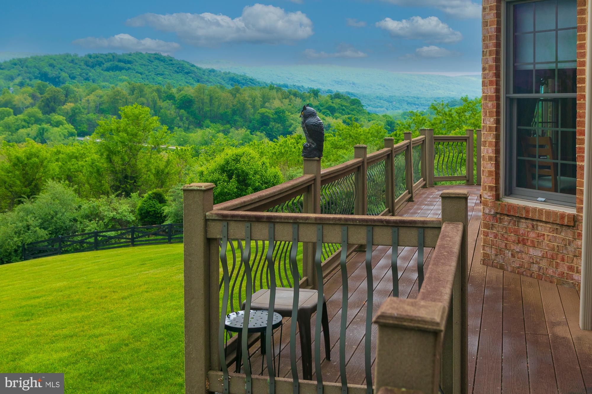 FALCON RIDGE - Residential