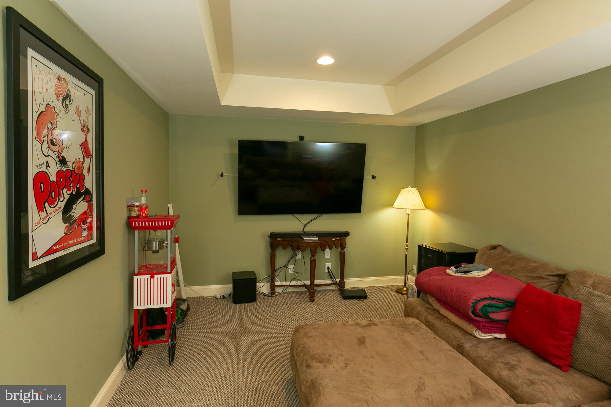 FALCON RIDGE - Residential