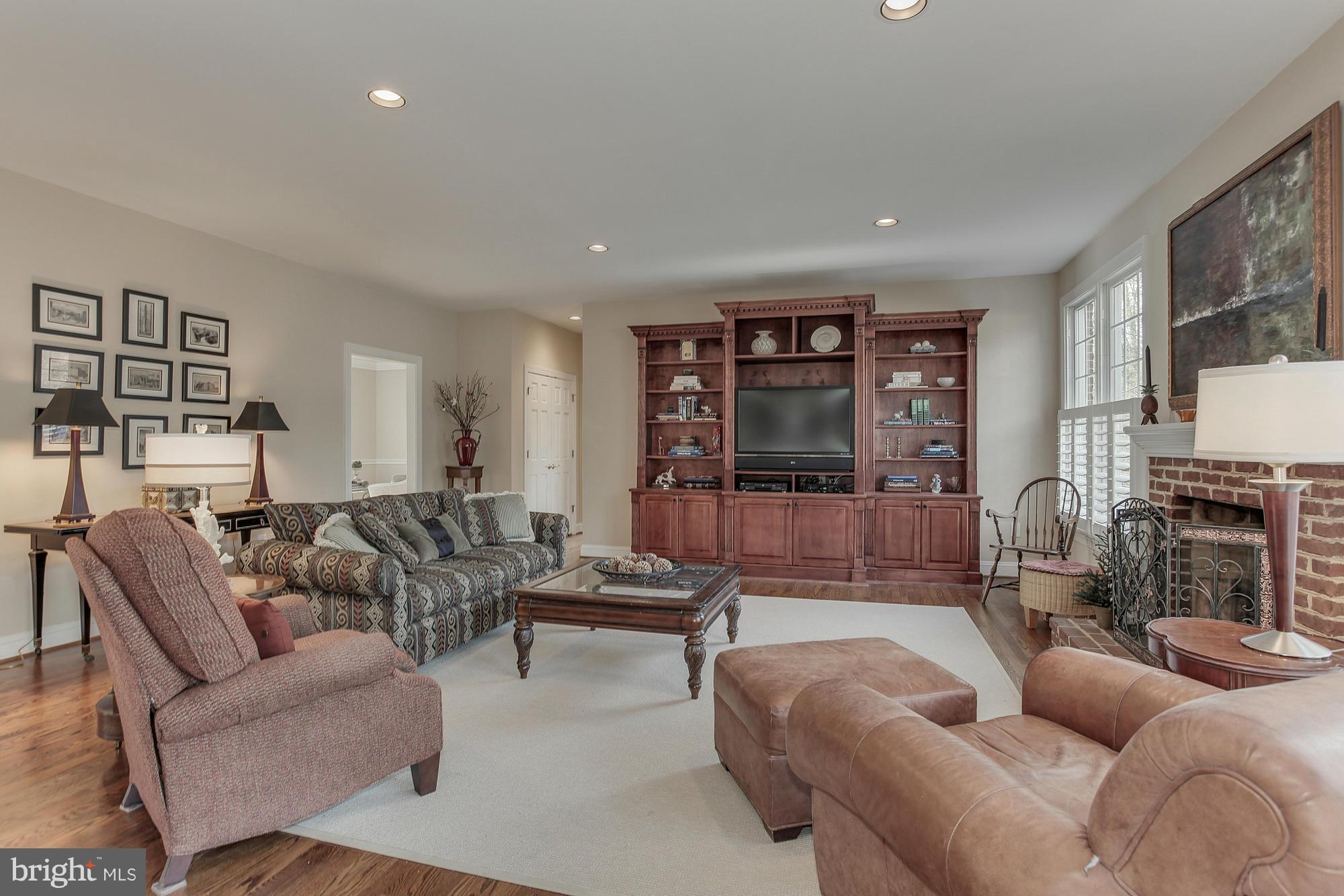 FRANKLIN PARK - Residential