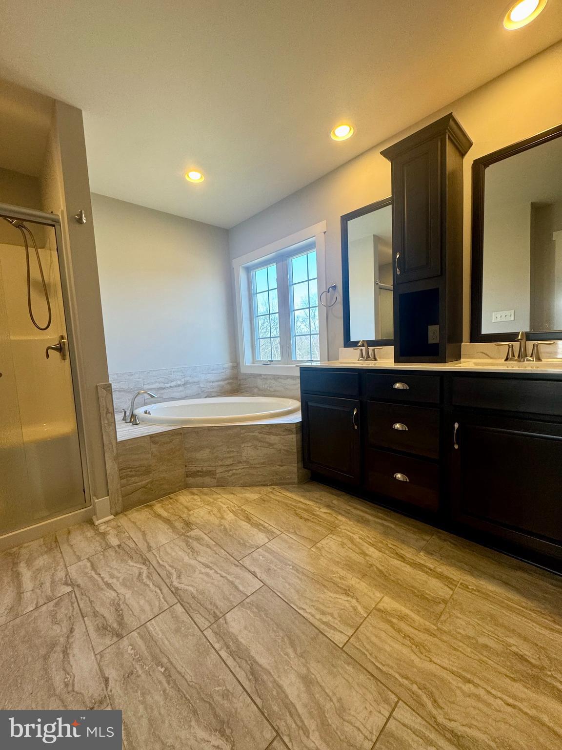 BROOK VIEW - Residential