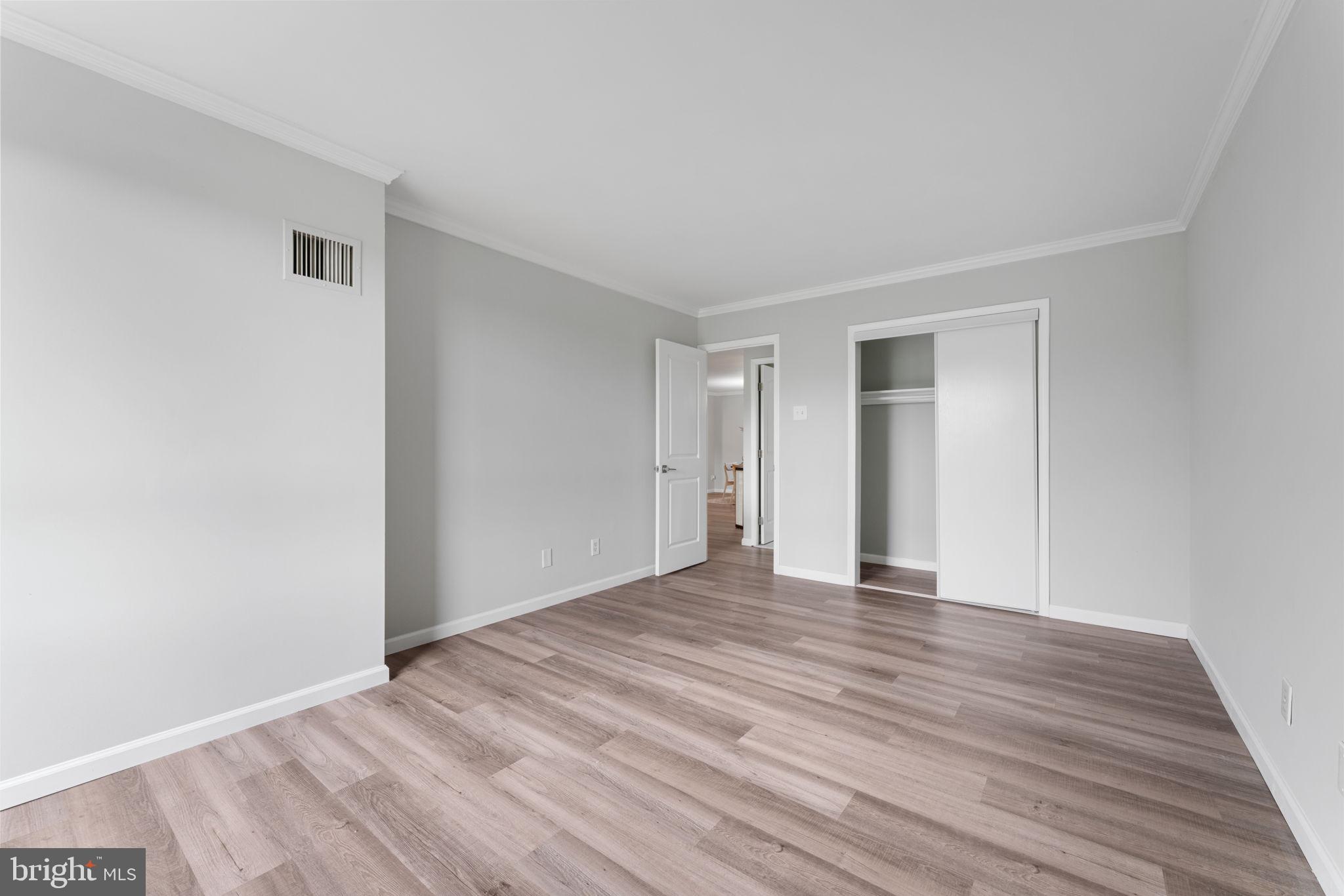 REGENCY AT MCLEAN - Residential