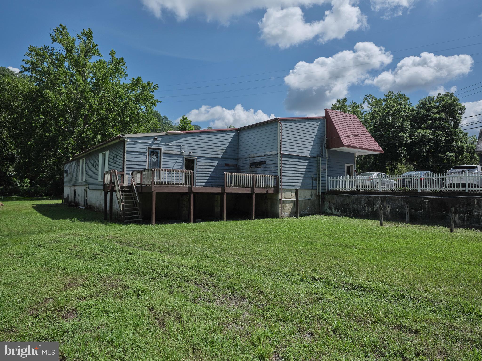 9755 EASTON ROAD