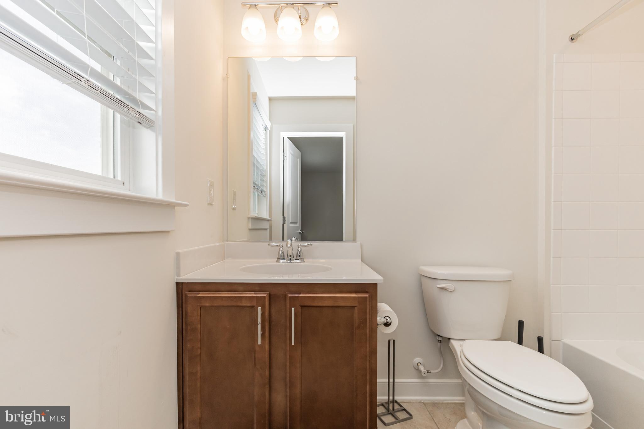 METROPARK AT ARROWBROOK - Residential Lease