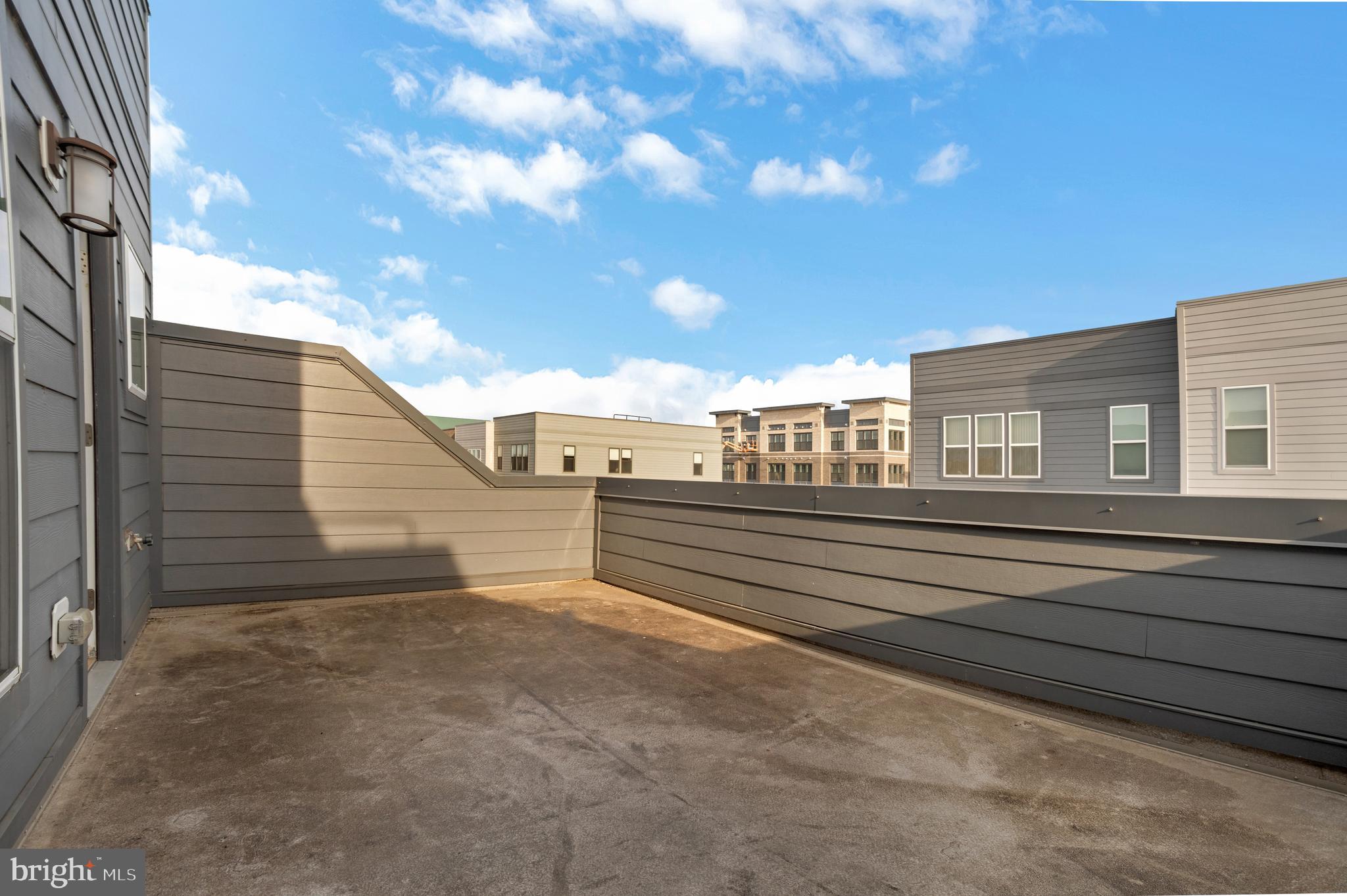 METROPARK AT ARROWBROOK - Residential Lease