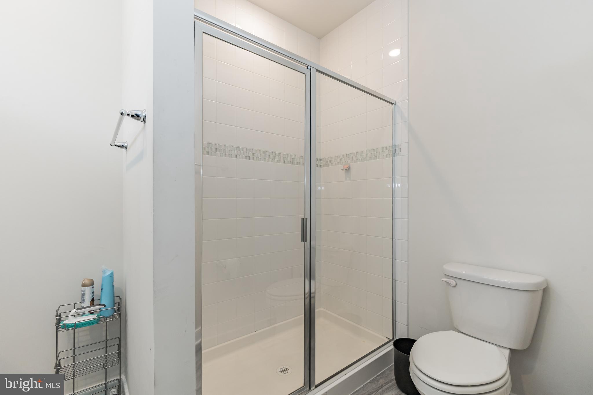 METROPARK AT ARROWBROOK - Residential Lease