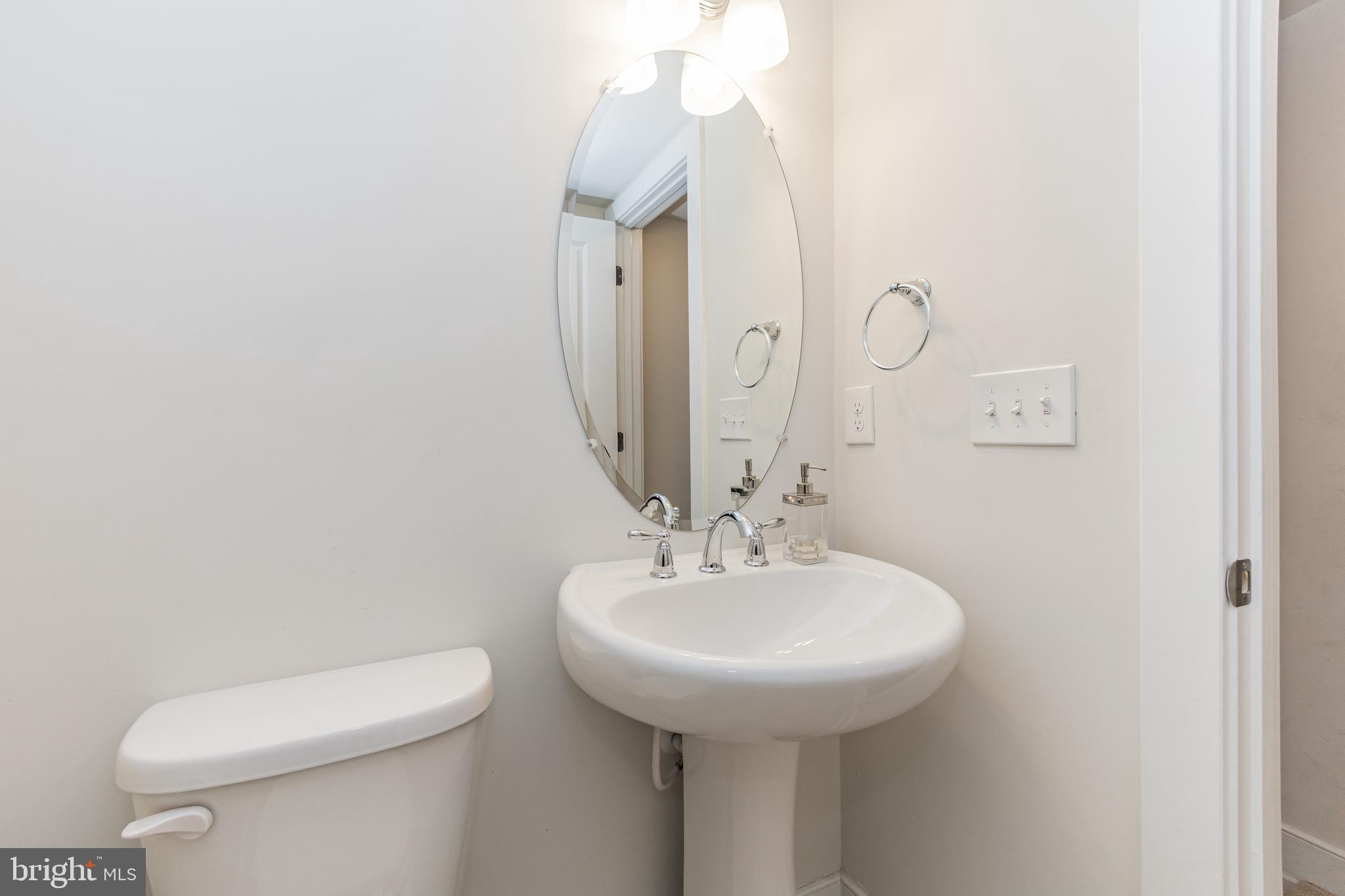 METROPARK AT ARROWBROOK - Residential Lease