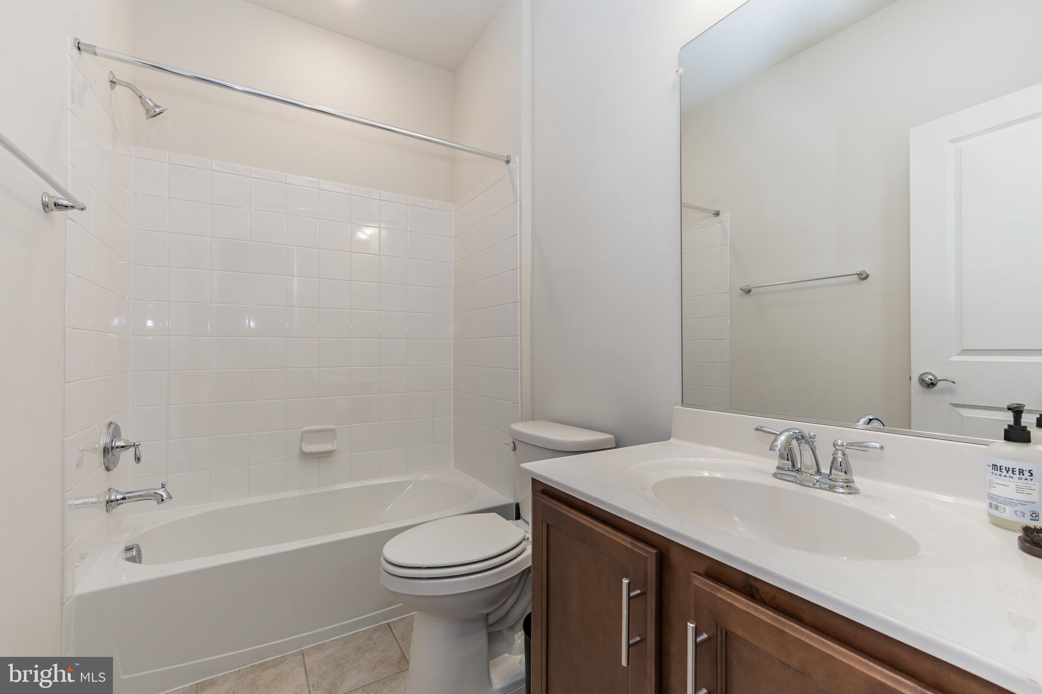 METROPARK AT ARROWBROOK - Residential Lease