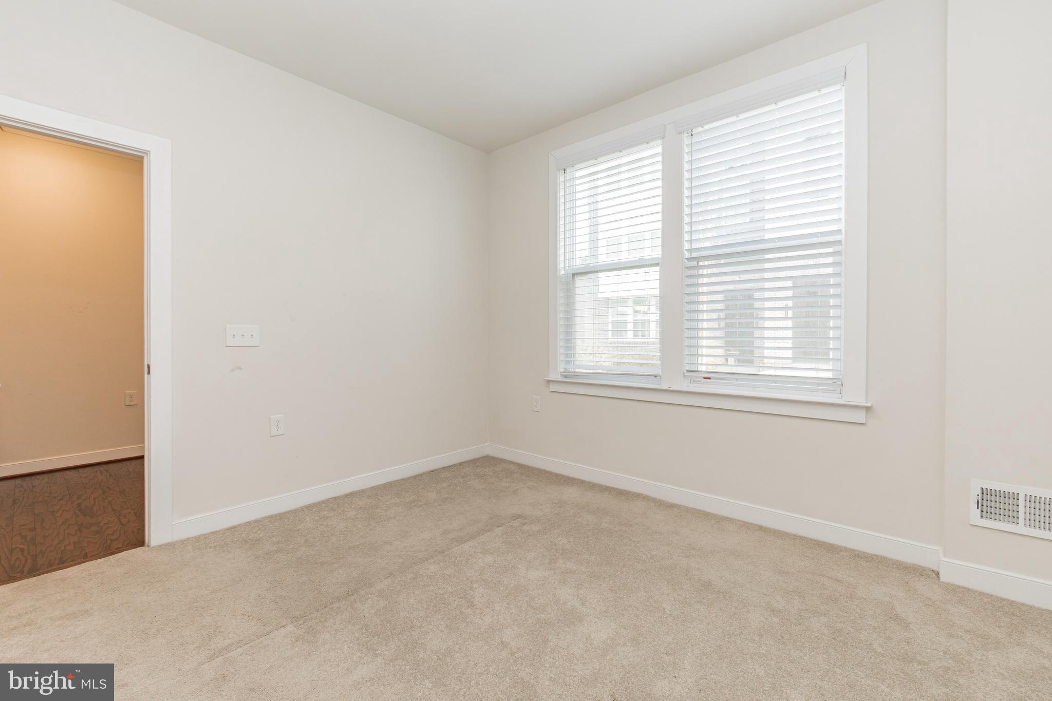 METROPARK AT ARROWBROOK - Residential Lease