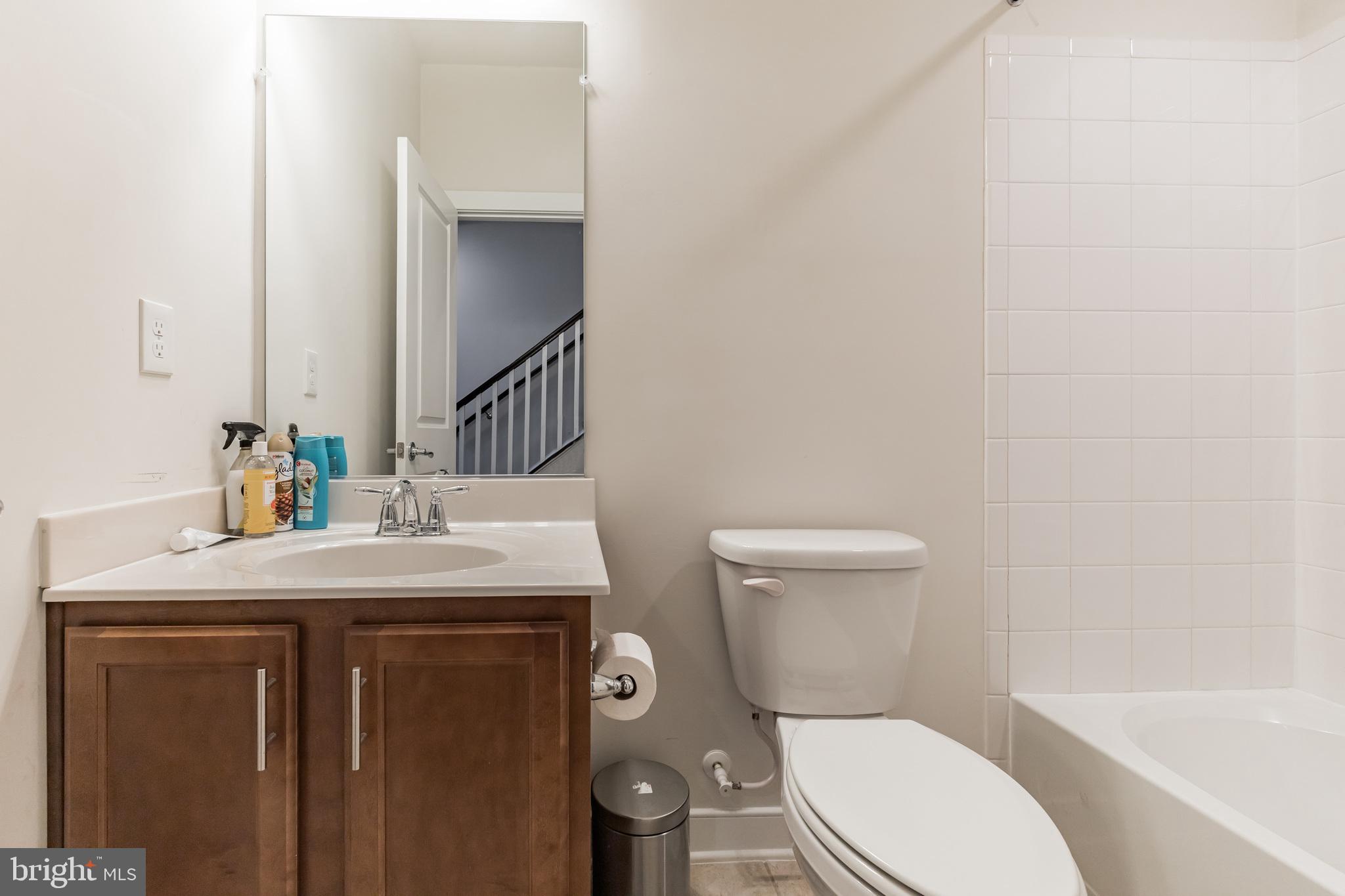 METROPARK AT ARROWBROOK - Residential Lease