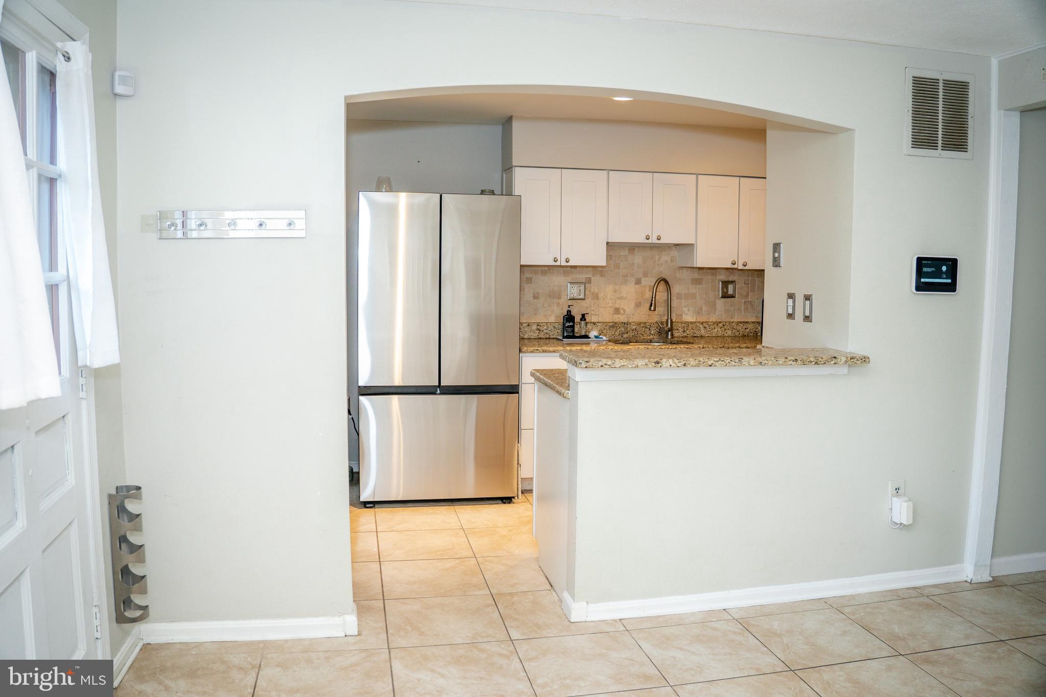 GREENWICH - Residential