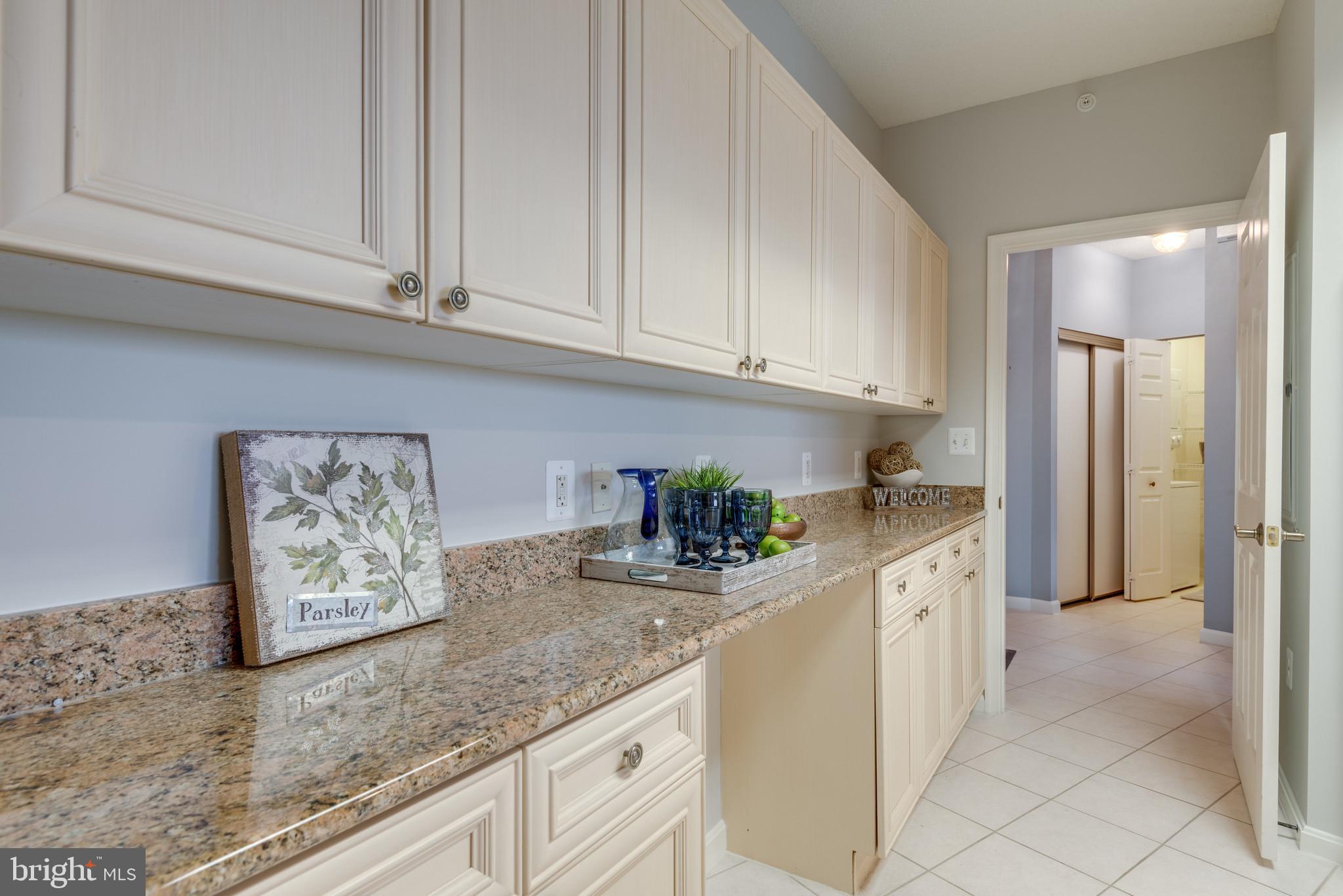 LANSDOWNE WOODS - Residential