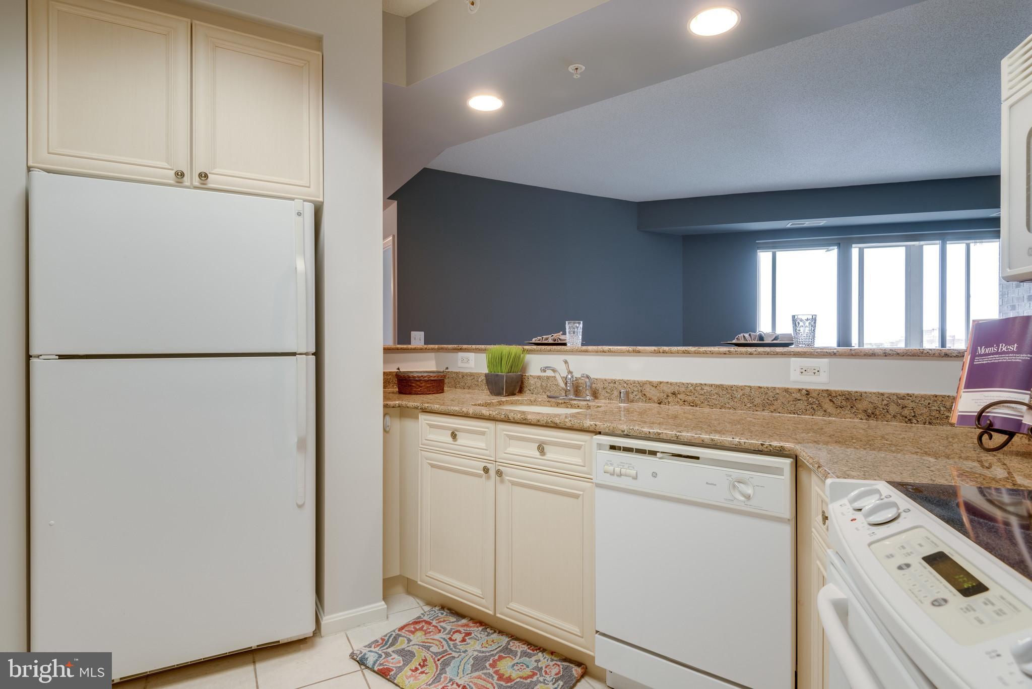 LANSDOWNE WOODS - Residential