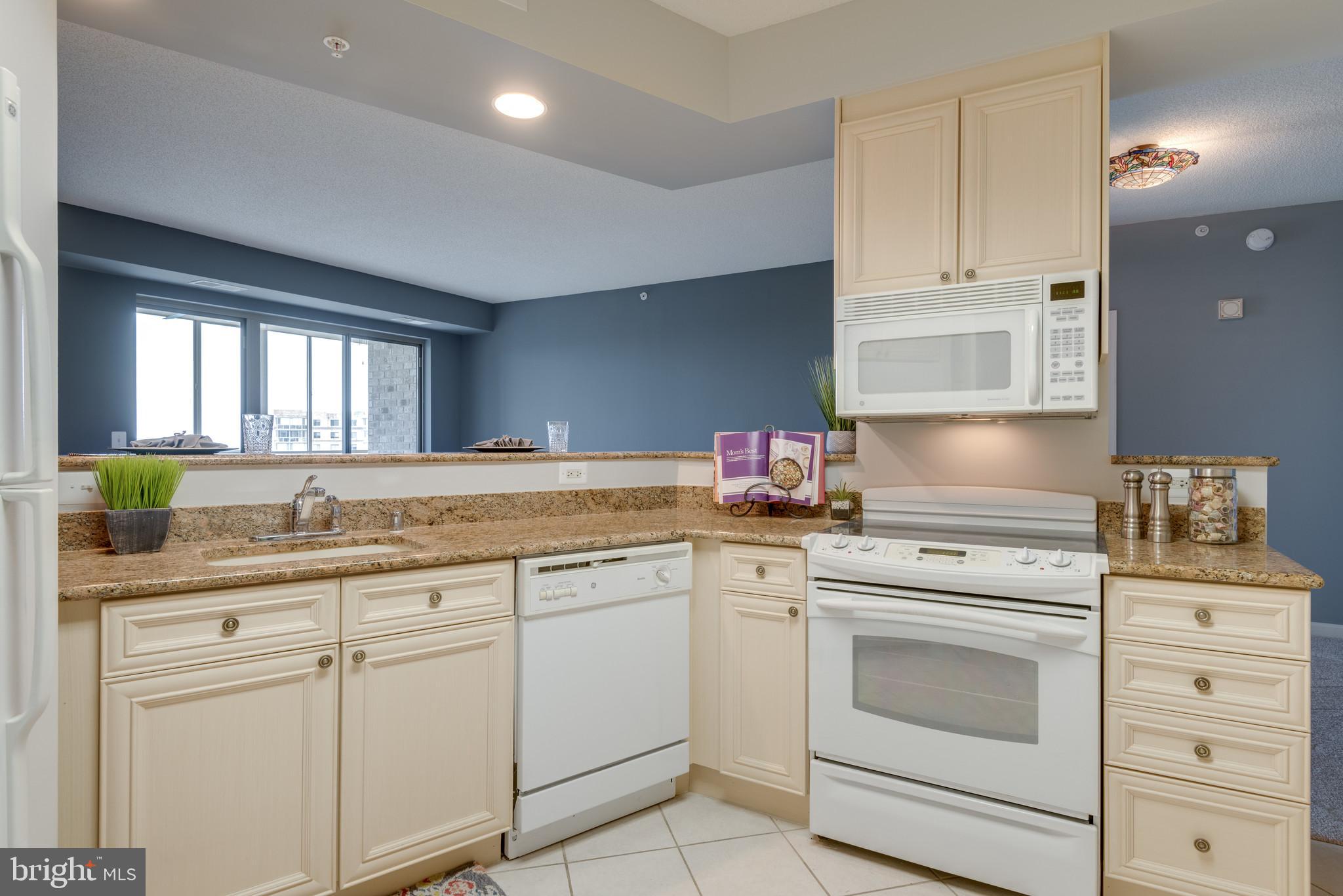 LANSDOWNE WOODS - Residential