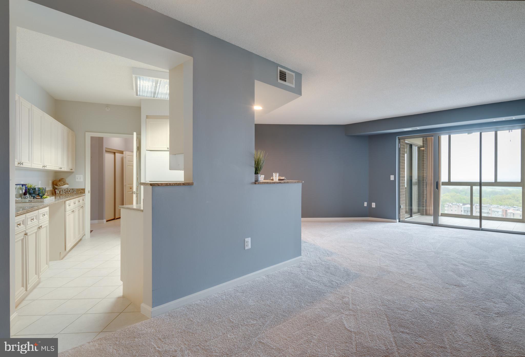 LANSDOWNE WOODS - Residential