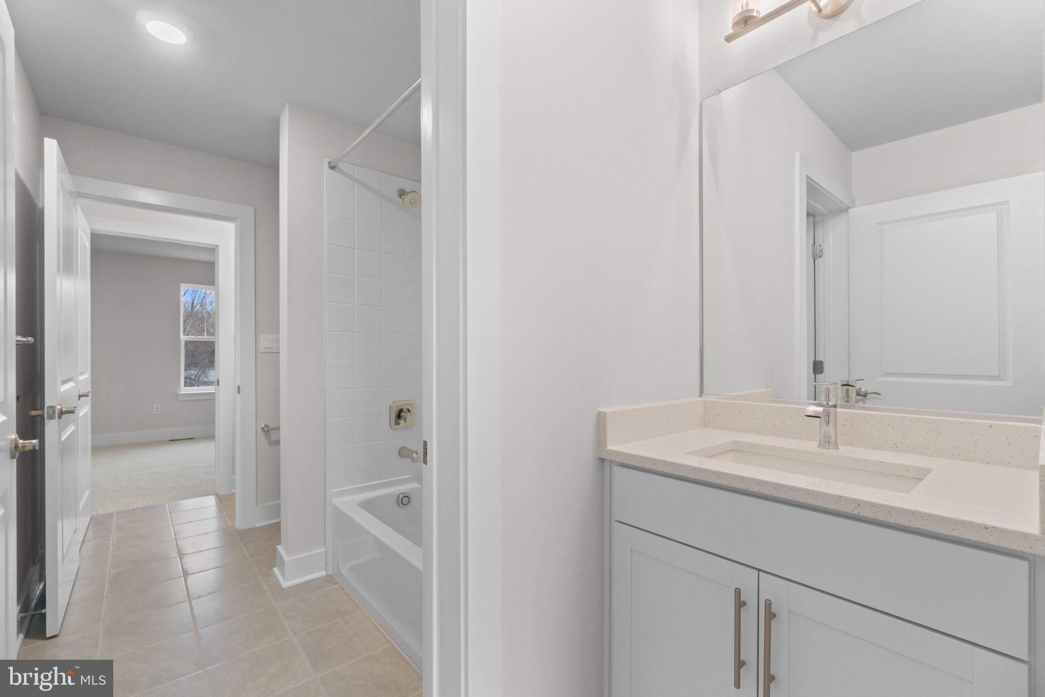 GOSHEN HUNT ESTATES - Residential