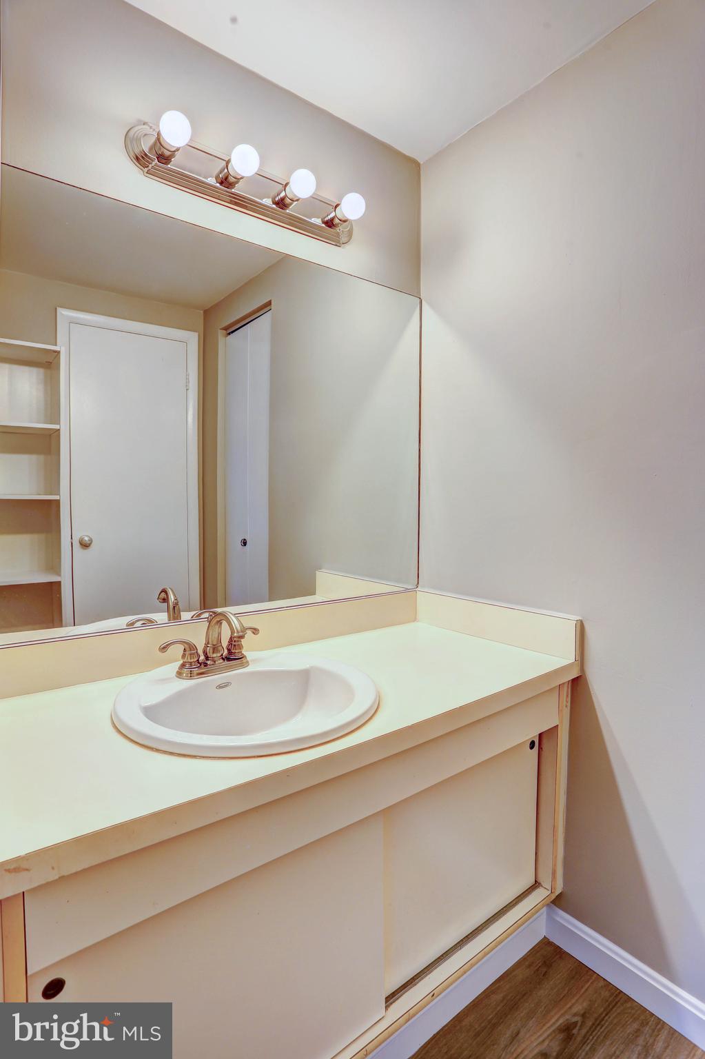 CROSS KEYS - Residential