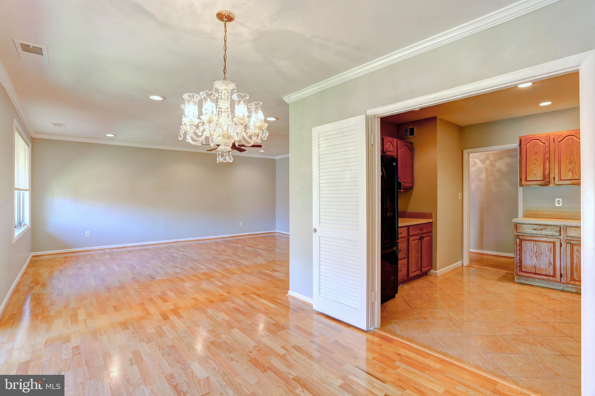 CROSS KEYS - Residential
