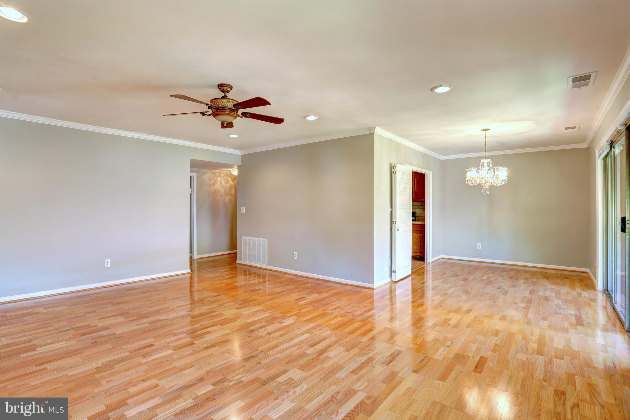 CROSS KEYS - Residential