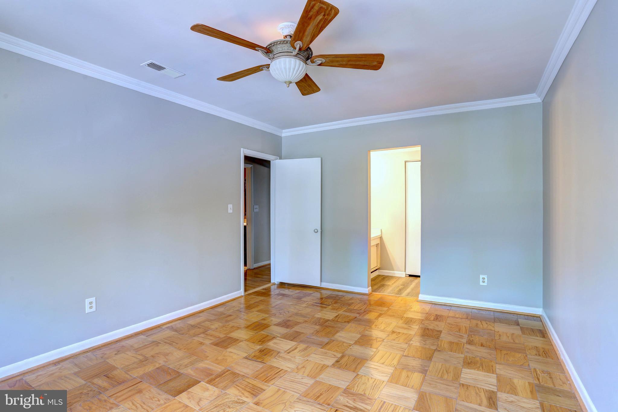 CROSS KEYS - Residential