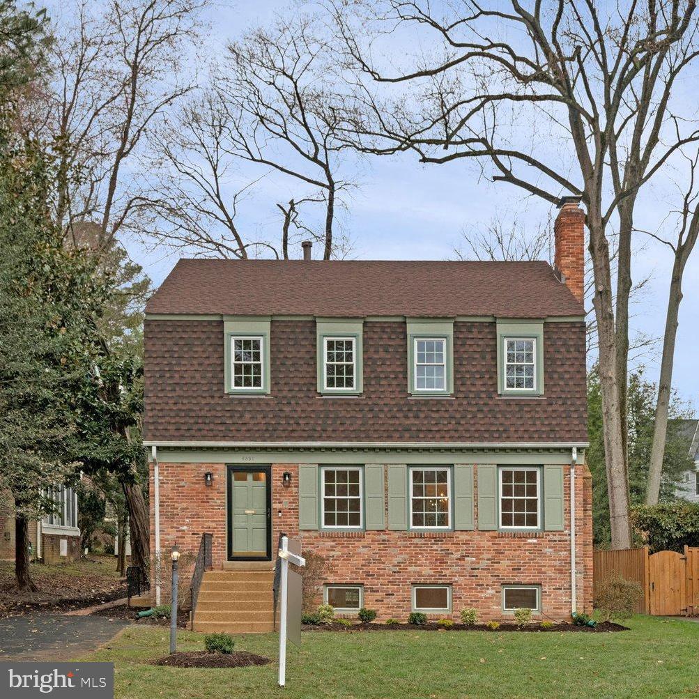 KINGS MANOR - Residential