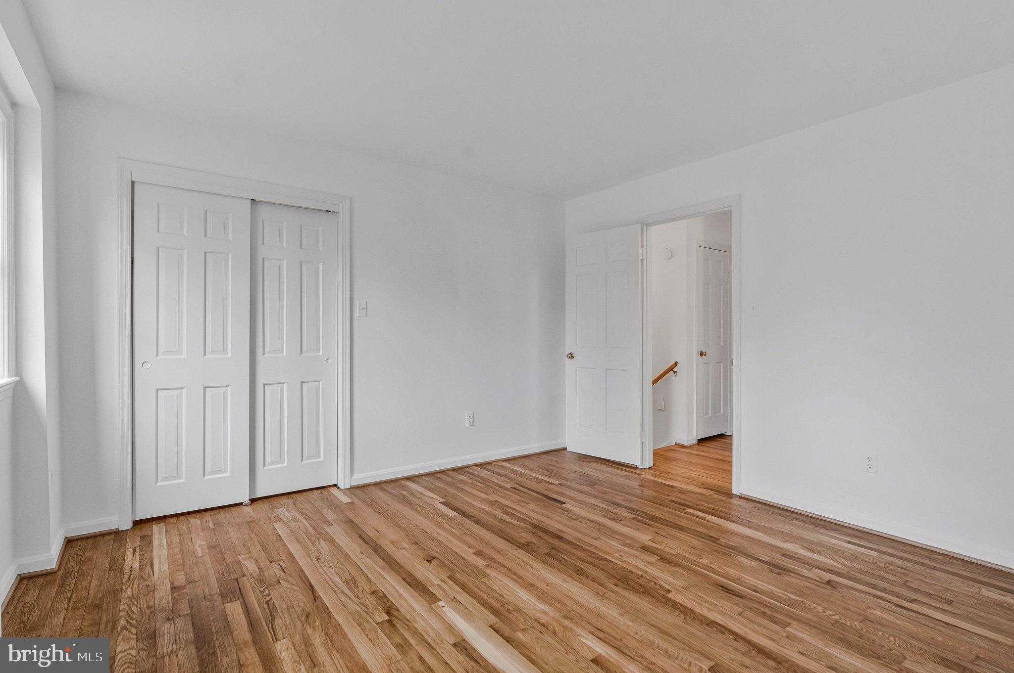 KINGS MANOR - Residential