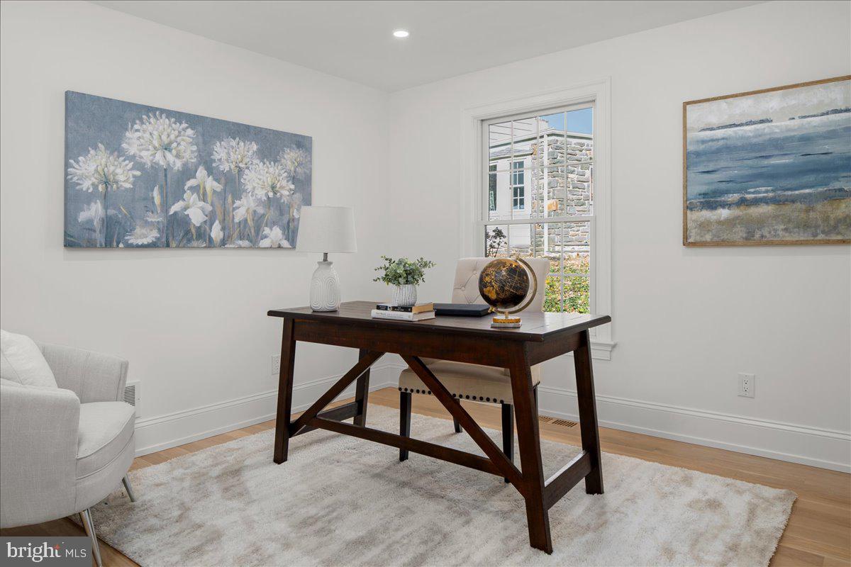 MERION STATION - Residential